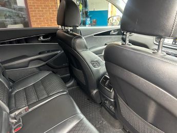 KIA SORENTO 2.2 CRDi GT-Line S SUV 5dr Diesel Auto AWD Euro 6 (s/s) (197 bhp