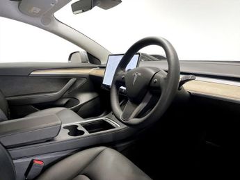 TESLA Model 3 (Dual Motor) Long Range Saloon 4dr Electric Auto 4WDE (346 ps)