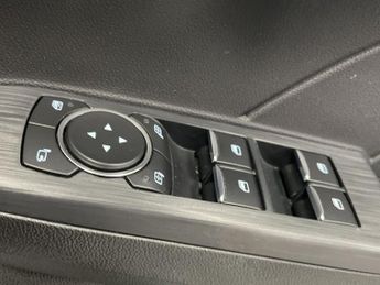 FORD KUGA 2.5 Duratec 14.4kWh ST-Line X Edition SUV 5dr Petrol Plug-in Hyb