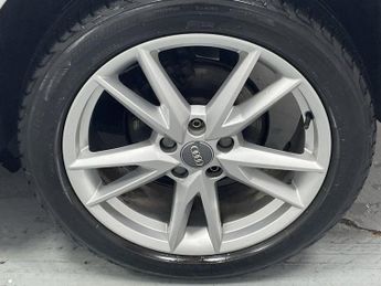 AUDI Q2 1.5 TFSI CoD 35 S line SUV 5dr Petrol Manual Euro 6 (s/s) (150 p