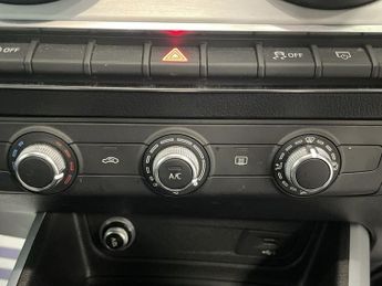 AUDI Q2 1.5 TFSI CoD 35 S line SUV 5dr Petrol Manual Euro 6 (s/s) (150 p