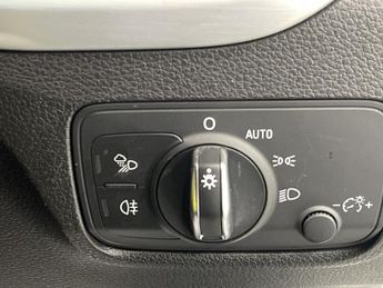 AUDI Q2 1.5 TFSI CoD 35 S line SUV 5dr Petrol Manual Euro 6 (s/s) (150 p