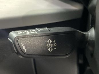 AUDI Q2 1.5 TFSI CoD 35 S line SUV 5dr Petrol Manual Euro 6 (s/s) (150 p