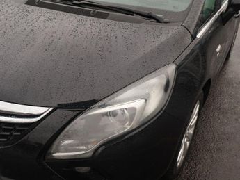 VAUXHALL ZAFIRA TOURER 1.4i Turbo SE MPV 5dr Petrol Auto Euro 6 (140 ps)