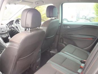 VAUXHALL ZAFIRA TOURER 1.4i Turbo SE MPV 5dr Petrol Auto Euro 6 (140 ps)