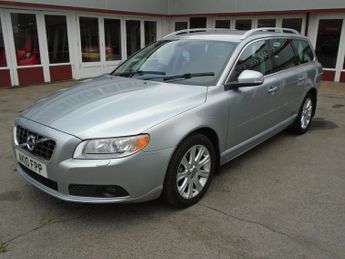 Volvo V70 2.4 D5 SE LUX 5d 205 BHP