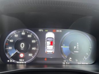 VOLVO XC40 1.5h T4 Recharge 10.7kWh Inscription Expression SUV 5dr Petrol P