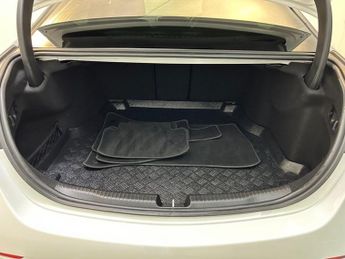 MERCEDES-BENZ C-CLASS 2.0 C220dh MHEV AMG Line (Premium) Saloon 4dr Diesel Hybrid G-Tr