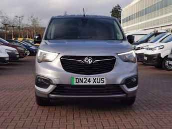 VAUXHALL Combo Electric 2300 50kWh Pro Panel Van 6dr Electric Auto L2 (7.4kW Charger) (1