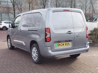 VAUXHALL Combo Electric 2300 50kWh Pro Panel Van 6dr Electric Auto L2 (7.4kW Charger) (1