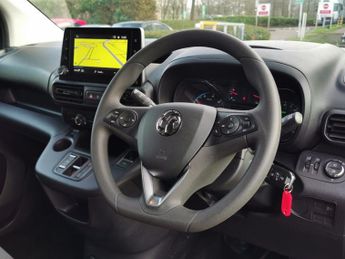 VAUXHALL Combo Electric 2300 50kWh Pro Panel Van 6dr Electric Auto L2 (7.4kW Charger) (1