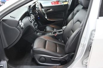 MERCEDES-BENZ A-CLASS 1.5 A180d Sport (Executive) Hatchback 5dr Diesel 7G-DCT Euro 6 (