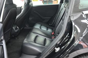 TESLA Model 3 Standard Range Plus Saloon 4dr Electric Auto RWD (241 bhp)