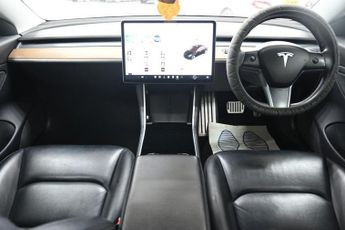 TESLA Model 3 Standard Range Plus Saloon 4dr Electric Auto RWD (241 bhp)