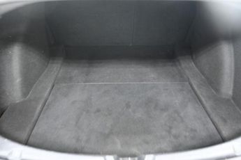 TESLA Model 3 Standard Range Plus Saloon 4dr Electric Auto RWD (241 bhp)