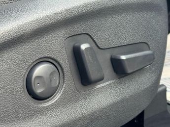 HYUNDAI TUCSON 1.6 T-GDi Sport Edition SUV 5dr Petrol DCT Euro 6 (177 ps)