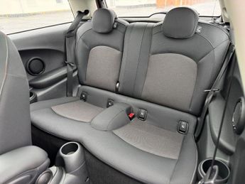 MINI HATCH 1.5 Cooper Classic Hatchback 3dr Petrol Steptronic Euro 6 (s/s) 