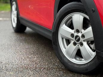 MINI HATCH 1.5 Cooper Classic Hatchback 3dr Petrol Steptronic Euro 6 (s/s) 