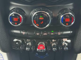 MINI HATCH 1.5 Cooper Hatchback 5dr Petrol Steptronic Euro 6 (s/s) (136 ps)