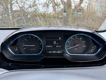 PEUGEOT 2008 1.2 PureTech Allure SUV 5dr Petrol EAT Euro 6 (s/s) (110 ps)