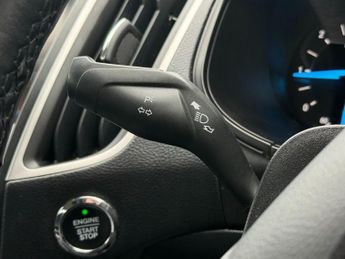 FORD S-MAX 2.0 TDCi Zetec MPV 5dr Diesel Powershift Euro 6 (s/s) (150 ps)