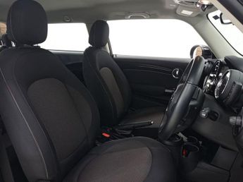 MINI HATCH 1.5 Cooper Classic Hatchback 3dr Petrol Manual Euro 6 (s/s) (136