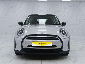 MINI HATCH 1.5 Cooper Classic Hatchback 3dr Petrol Manual Euro 6 (s/s) (136