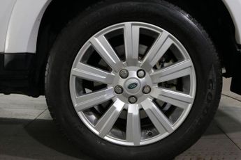 LAND ROVER DISCOVERY 4 3.0 SD V6 XS SUV 5dr Diesel Auto 4WD Euro 5 (s/s) (255 bhp)