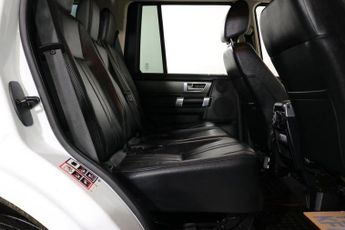 LAND ROVER DISCOVERY 4 3.0 SD V6 XS SUV 5dr Diesel Auto 4WD Euro 5 (s/s) (255 bhp)