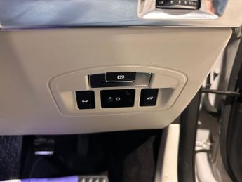 JAGUAR I-PACE 400 90kWh SE SUV 5dr Electric Auto 4WD (400 ps)