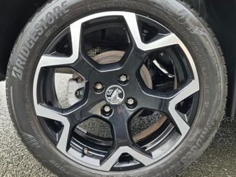 VAUXHALL CROSSLAND 1.2 Turbo Elite Nav SUV 5dr Petrol Auto Euro 6 (s/s) (130 ps)