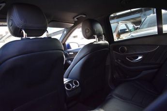 MERCEDES-BENZ C-CLASS END OF MONTH MANAGERS SPECIAL BE QUICK IT WONT BE THIS PRICE FOR