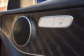 MERCEDES-BENZ C-CLASS END OF MONTH MANAGERS SPECIAL BE QUICK IT WONT BE THIS PRICE FOR