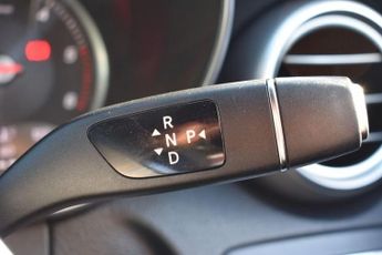 MERCEDES-BENZ C-CLASS END OF MONTH MANAGERS SPECIAL BE QUICK IT WONT BE THIS PRICE FOR
