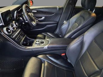 MERCEDES-BENZ C-CLASS 2.1 C220d AMG Line Saloon 4dr Diesel G-Tronic+ Euro 6 (s/s) (170