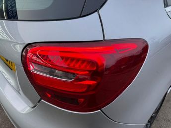 MERCEDES-BENZ A-CLASS 1.5 A180d AMG Line Hatchback 5dr Diesel 7G-DCT Euro 6 (s/s) (109