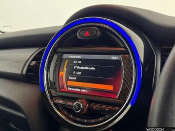 MINI HATCH 1.5 Cooper Hatchback 3dr Petrol Steptronic Euro 6 (s/s) (136 ps)