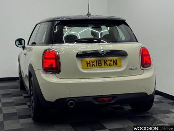 MINI HATCH 1.5 Cooper Hatchback 3dr Petrol Steptronic Euro 6 (s/s) (136 ps)