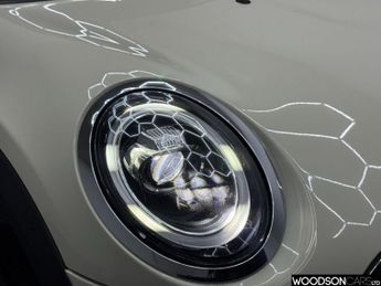 MINI HATCH 1.5 Cooper Hatchback 3dr Petrol Steptronic Euro 6 (s/s) (136 ps)