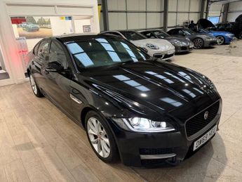 JAGUAR XF 2.0d R-Sport Saloon 4dr Diesel Auto Euro 6 (s/s) (180 ps)