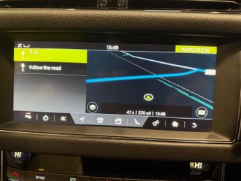 JAGUAR XF 2.0d R-Sport Saloon 4dr Diesel Auto Euro 6 (s/s) (180 ps)