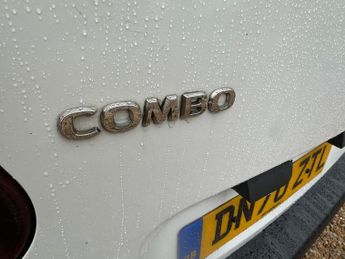 VAUXHALL COMBO 1.6 Turbo D 2300 Edition Panel Van 4dr Diesel Manual L1 H1 Euro 