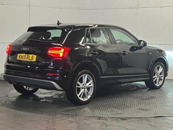 AUDI Q2 1.6 TDI 30 S line SUV 5dr Diesel S Tronic Euro 6 (s/s) (116 ps)