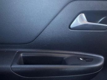 VAUXHALL MOKKA ELECTRIC 50kWh GS Line SUV 5dr Electric Auto (136 ps)