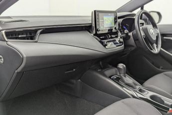 TOYOTA COROLLA 1.8 VVT-h GPF Icon Tech Hatchback 5dr Petrol Hybrid CVT Euro 6 (