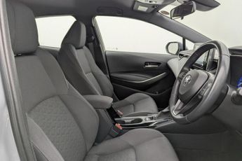 TOYOTA COROLLA 1.8 VVT-h GPF Icon Tech Hatchback 5dr Petrol Hybrid CVT Euro 6 (