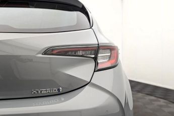 TOYOTA COROLLA 1.8 VVT-h GPF Icon Tech Hatchback 5dr Petrol Hybrid CVT Euro 6 (