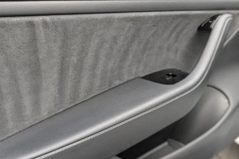 TESLA Model 3 (Dual Motor) Long Range Saloon 4dr Electric Auto 4WDE (346 ps)