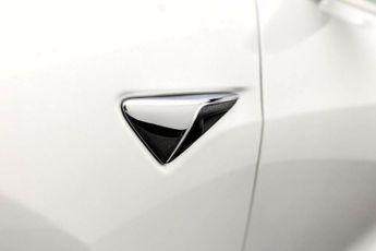 TESLA Model 3 (Dual Motor) Long Range Saloon 4dr Electric Auto 4WDE (346 ps)