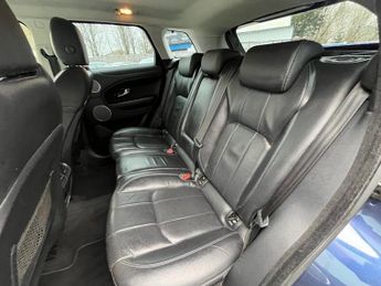 LAND ROVER RANGE ROVER EVOQUE 2.0 TD4 SE Tech SUV 5dr Diesel Auto 4WD Euro 6 (s/s) (180 ps)